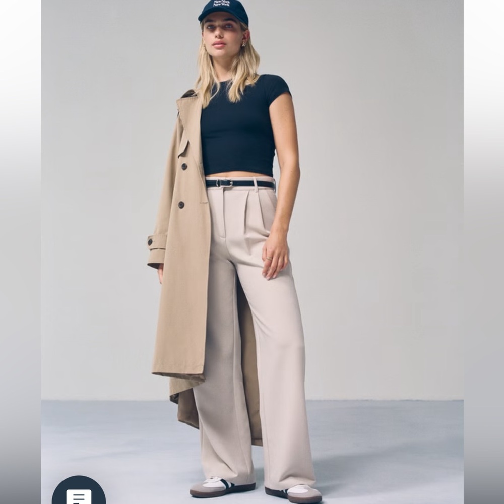 Abercrombie & Fitch Light Tan Wide-Leg Trousers